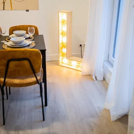 Lavish 1 Bedroom 50m2 -ss177l- *