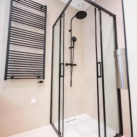 Apartment Lavish 1 Bedroom 50m2 -ss177l-